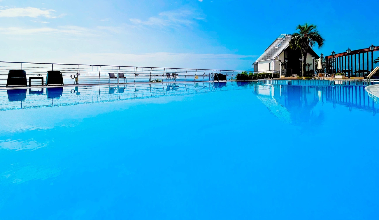 花园游泳池|别府湾美爵温泉度假酒店